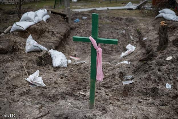 На Київщині виявили ще одне масове поховання мирних жителів