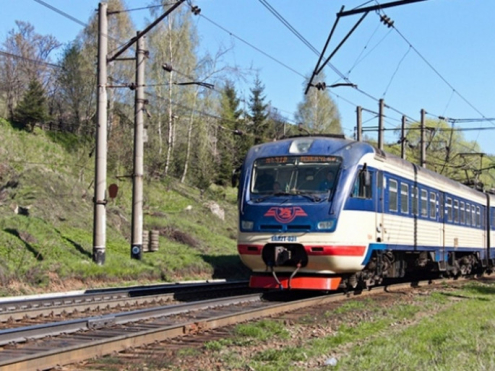 На Закарпатті загорілась електричка