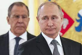 Через 10 днів Росія не зможе вести війну. Путін втік на Урал і лютує