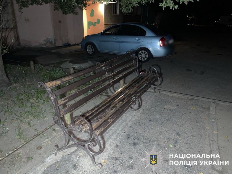 Поблизу Києва чоловіка вдарили ножем у шию: що сталося (фото)