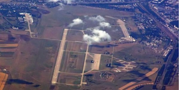 Бій триває: ворога з Миколаєва вибили на околиці і відбили аеропорт