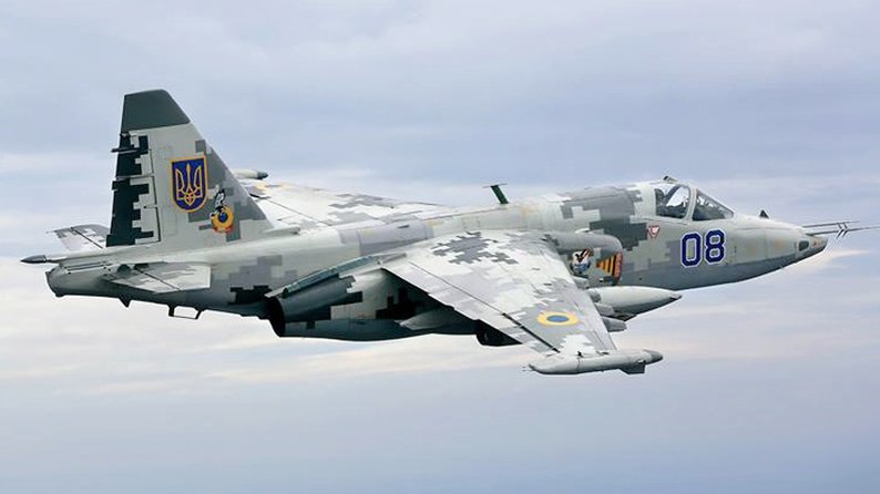 Розібрані радянські штурмовики Су-25 передали Україні із Заходу