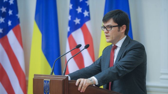 Ексміністру інфраструктури оголосили підозру. Завдав збитків на понад 30 млн