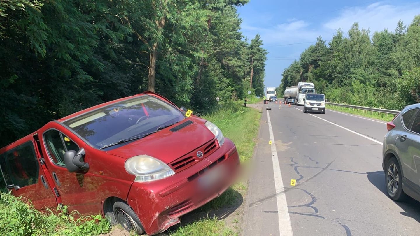 На Львівщині сталася подвійна ДТП: багато постраждалих