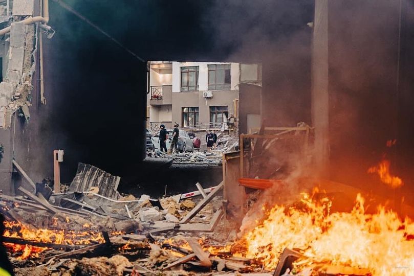 Посилення санкцій та розгортання ПВО. Резніков про «відповідь» на ракетні обстріли