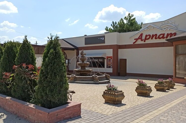 За пісню «Ой, у лузі червона калина» – 15 діб арешту та 50 тисяч рублів штрафу