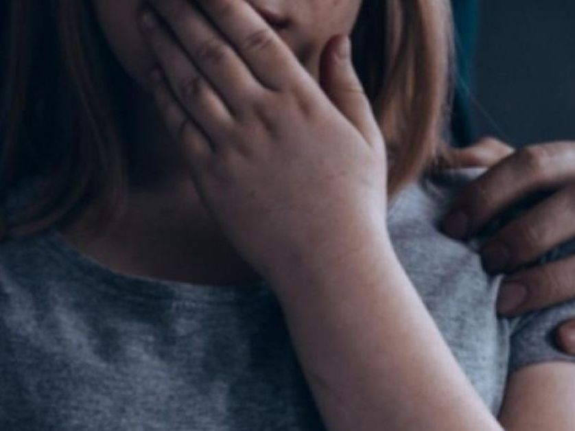 У Львові невідомий полює на учениць у шкільних вбиральнях