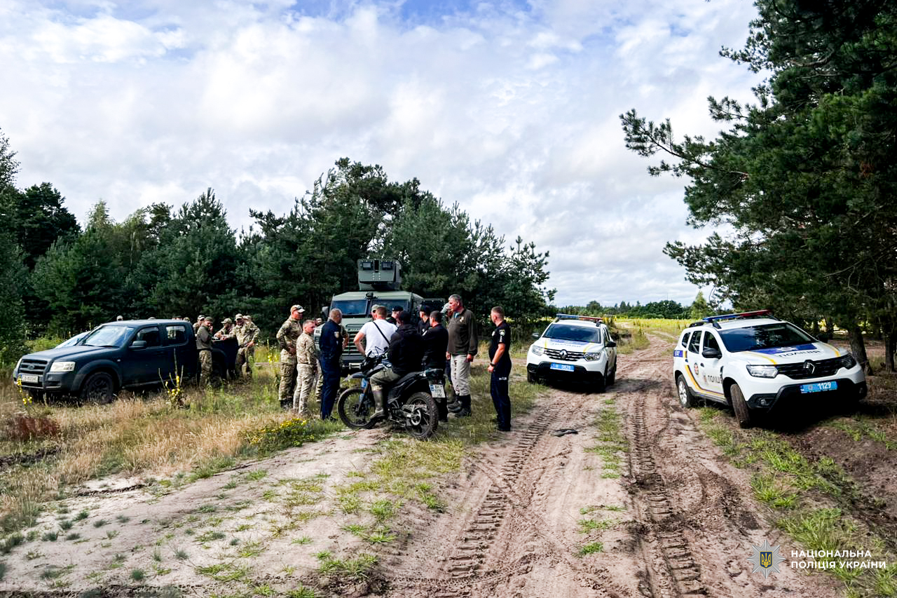 На Рівненщині вже четвертий день розшукують зниклого пенсіонера (фото)