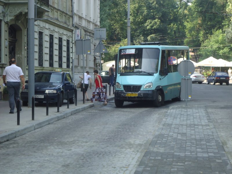 Автобуси №33 у Львові після кількох років перерви повернулися на маршрут