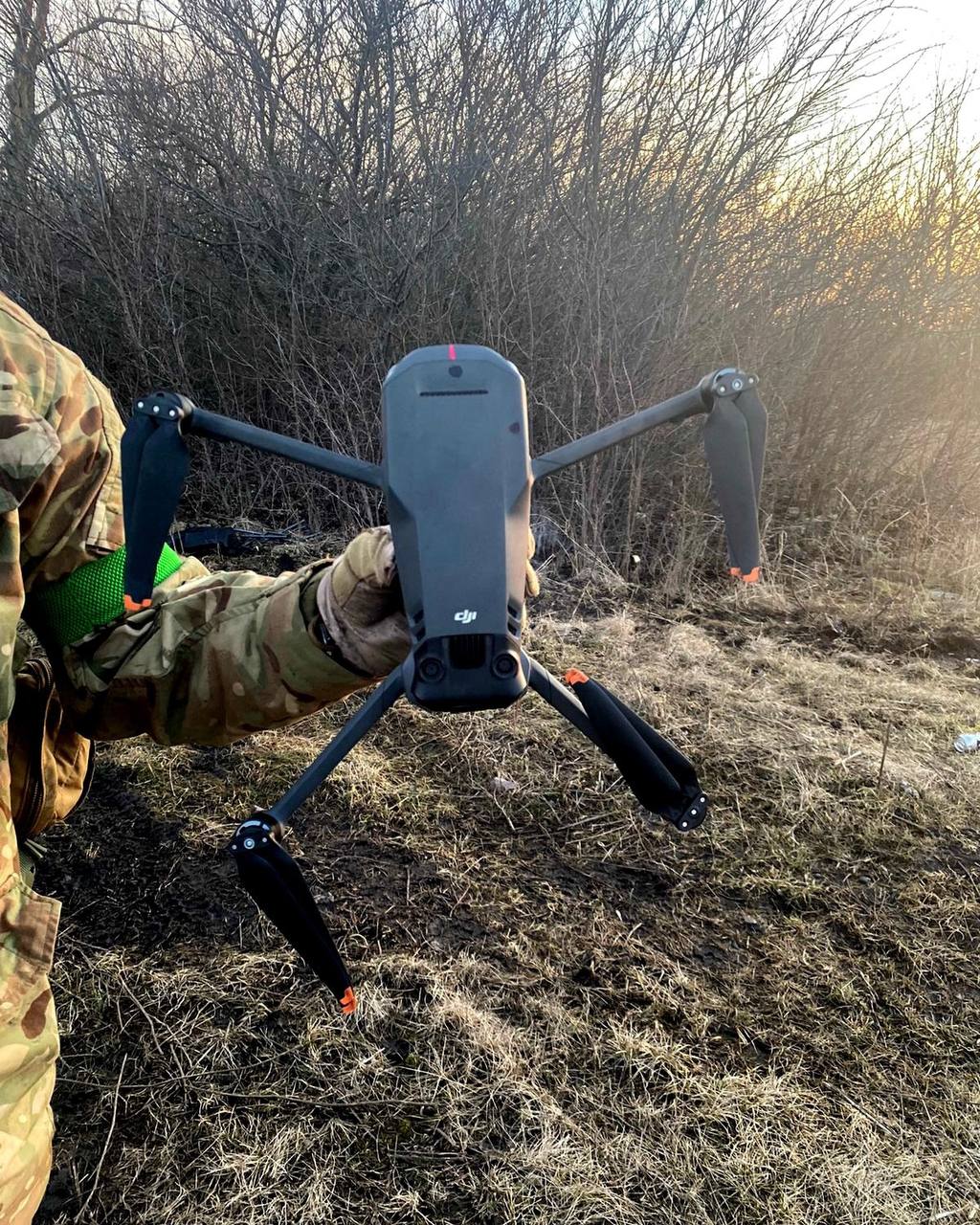 Успішне полювання на «здобич». Наші прикордонники захопили ворожу «пташку»