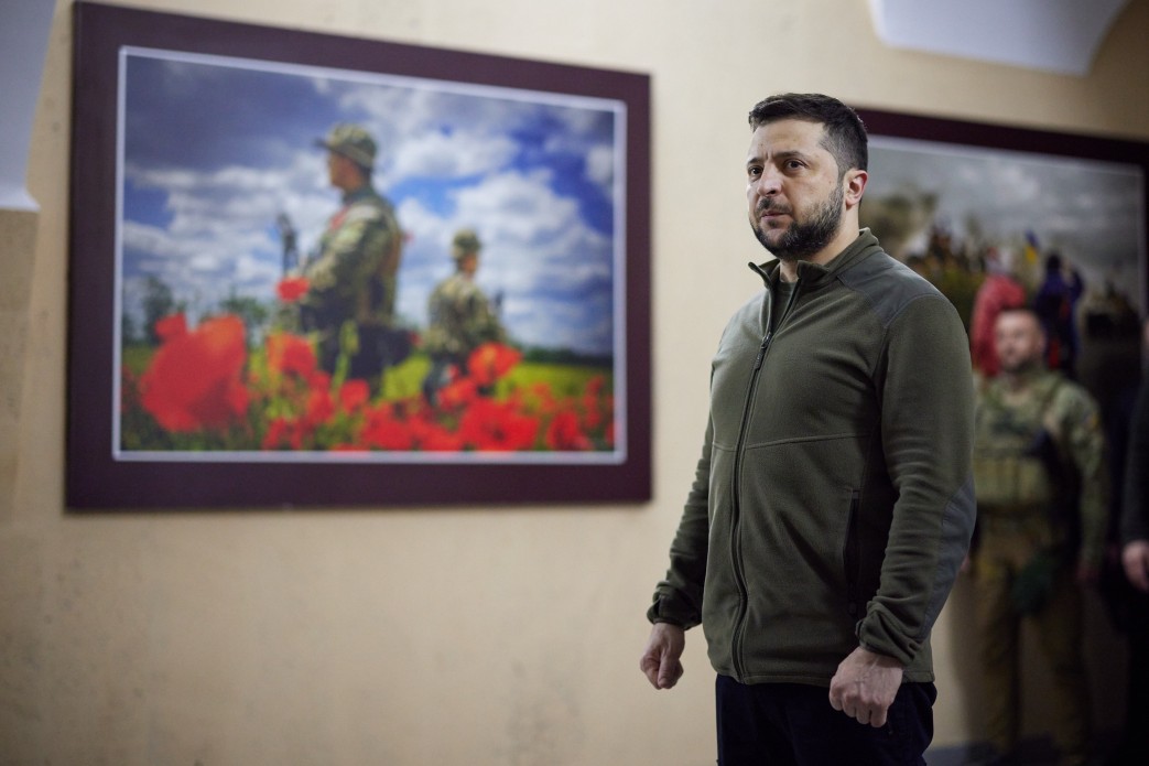 Ворог втікає звідти, де ми їх б'ємо. Але попереду ще будуть битви, - Зеленський