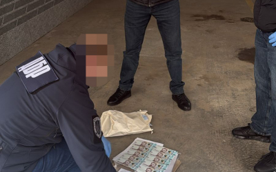 На Хмельниччині викрили начальника Держпраці, який продавав безпеку сотнями