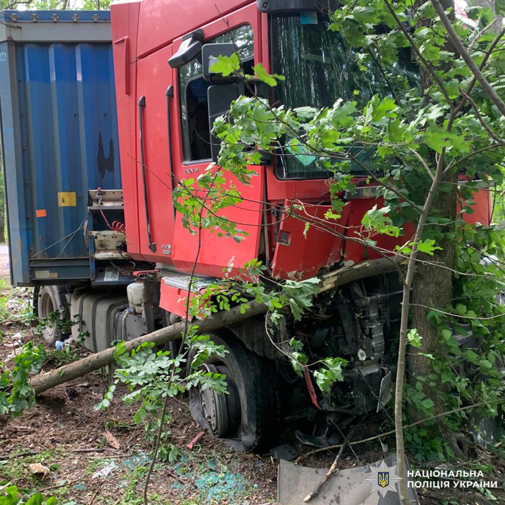 На Харківщині чоловік наклав на себе руки після аварії, де загинула дитина (ФОТО)