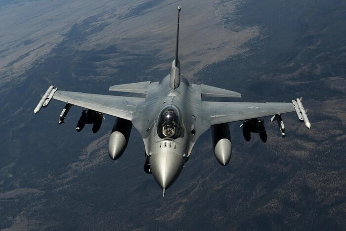 F-16 у переломний момент війни. Україна може розраховувати на винищувачі від союзників