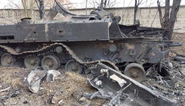 У Маріуполі тривають вуличні бої: противник втратив 2 танки та 50 солдатів