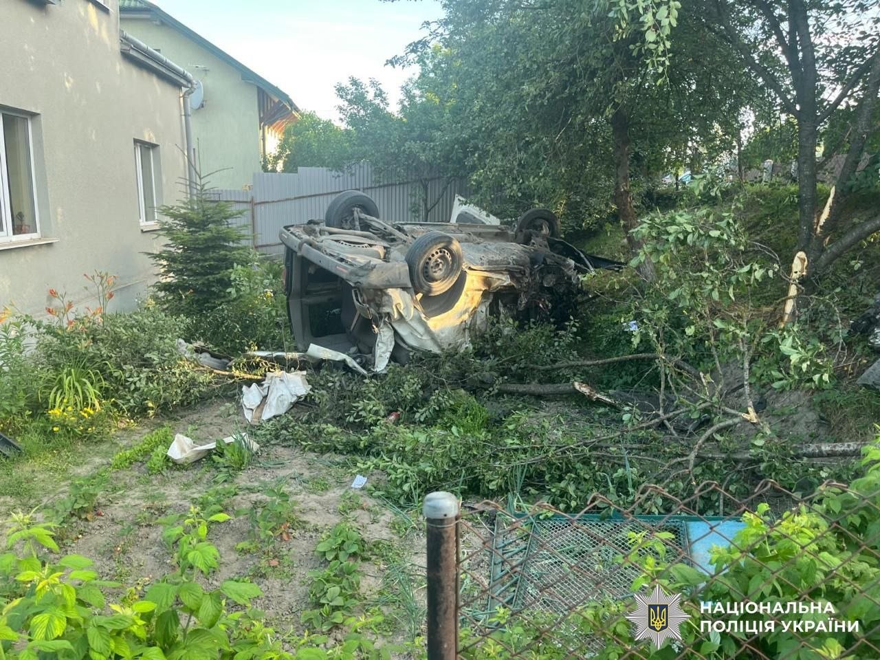 На Львівщині 24-річний чоловік після вбивства матері вчинив смертельну ДТП: Подробиці