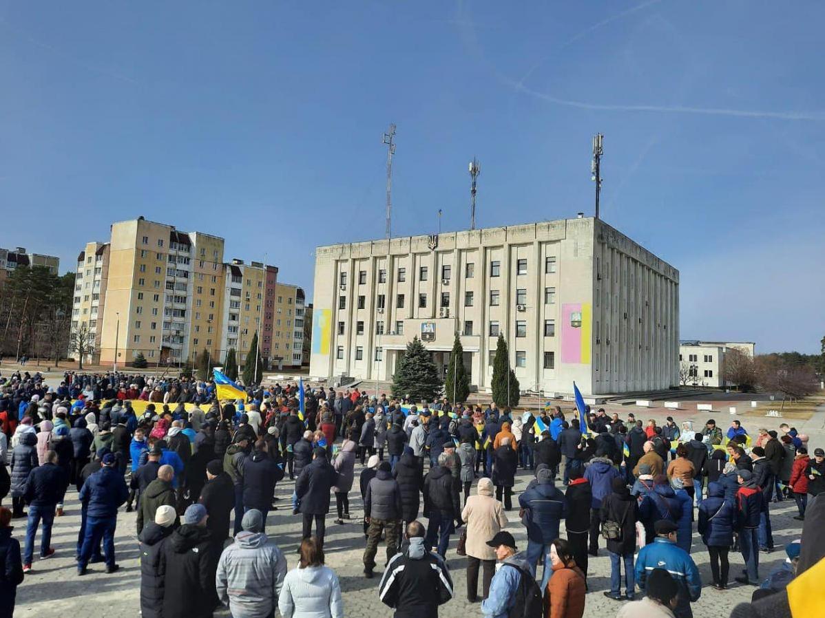 Російські війська залишили українське місто Славутич – мер Фомічев