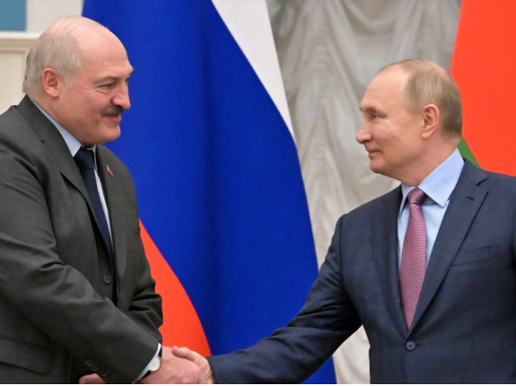 Війна в Україні була неминучою. Основне з переговорів Путіна та Лукашенка
