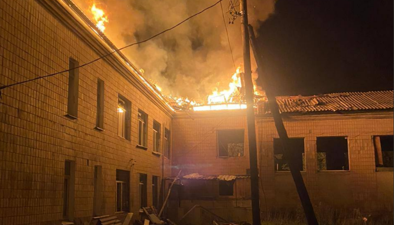 На Харківщині окупанти влучили ракетою у Будинок дитячої творчості