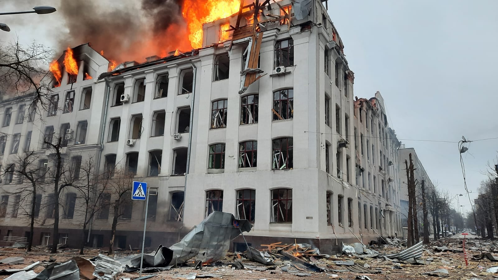 Харків убивають, але не зламали. Що відбувається в місті. Оновлюється