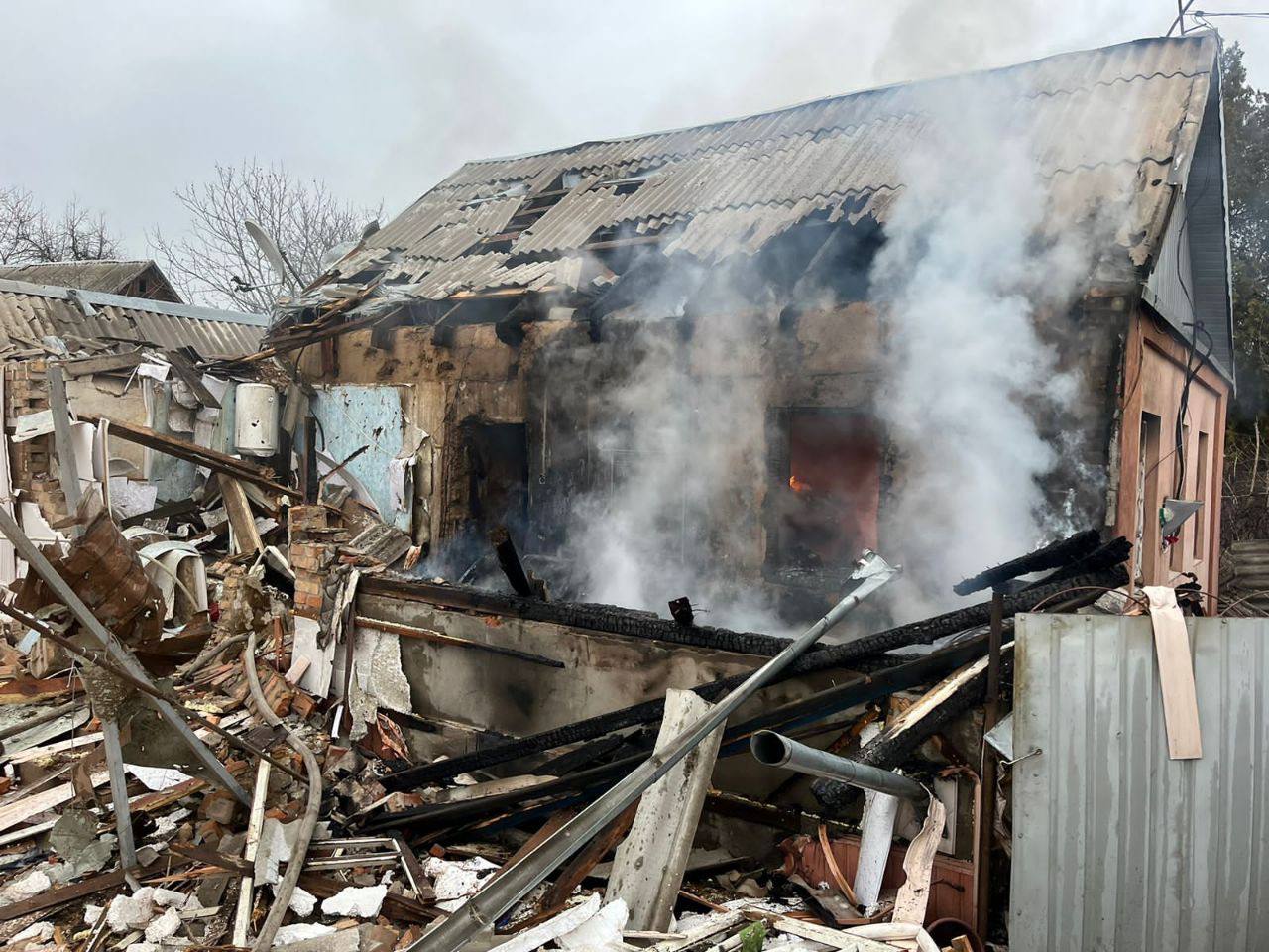Окупанти вдарили по Дніпропетровщині. Загинули дві жінки