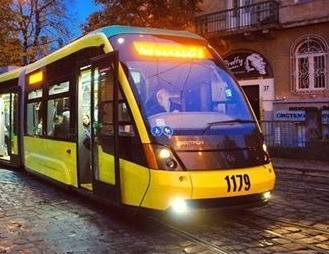 У Львові тимчасово не курсує трамвай №3: що сталося