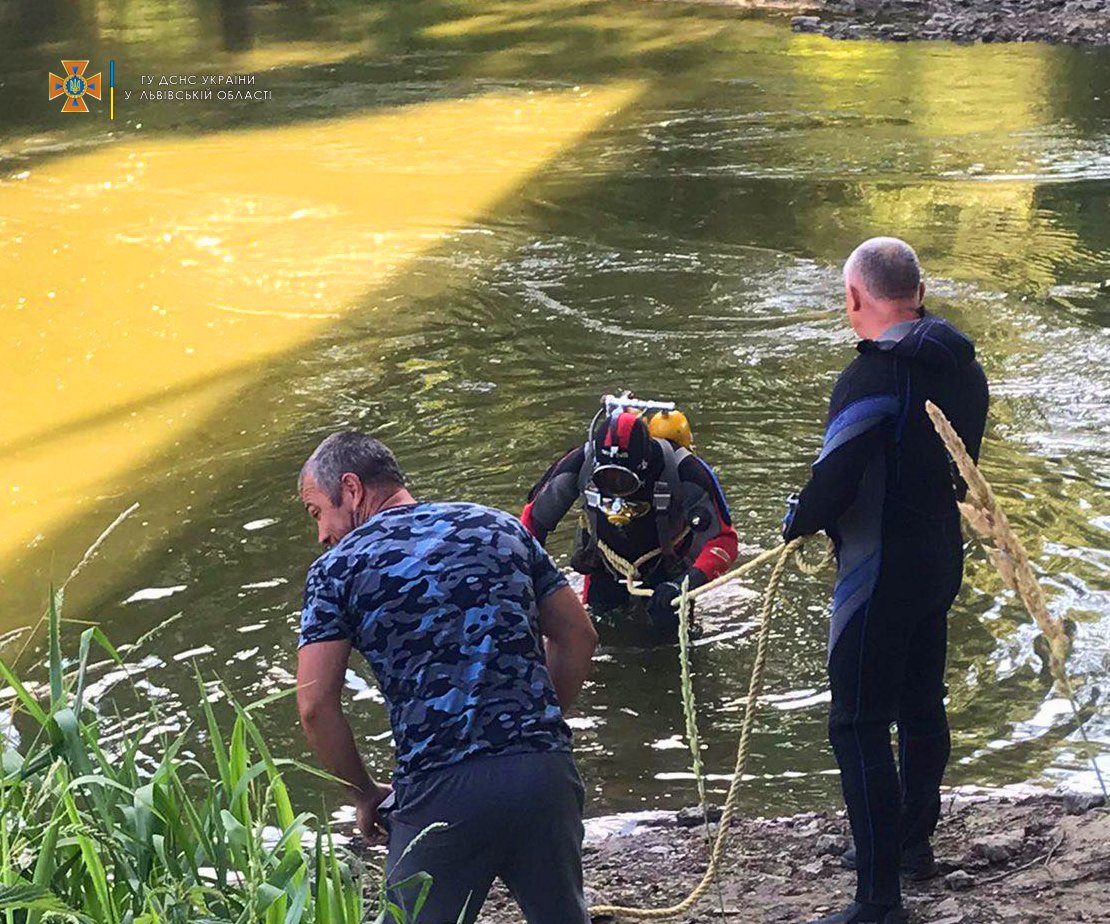 Знесло течією: на Львівщині в ріці потонула 16-річна дівчина
