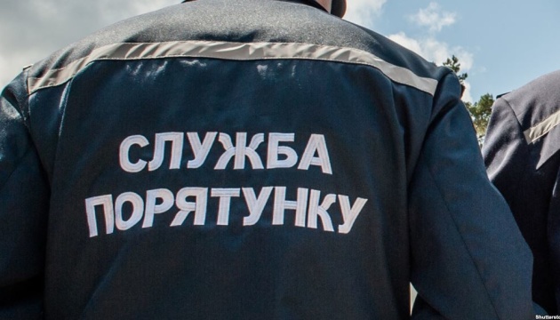 Удар по селу на Запоріжжі: під завалами знайшли тіло жінки
