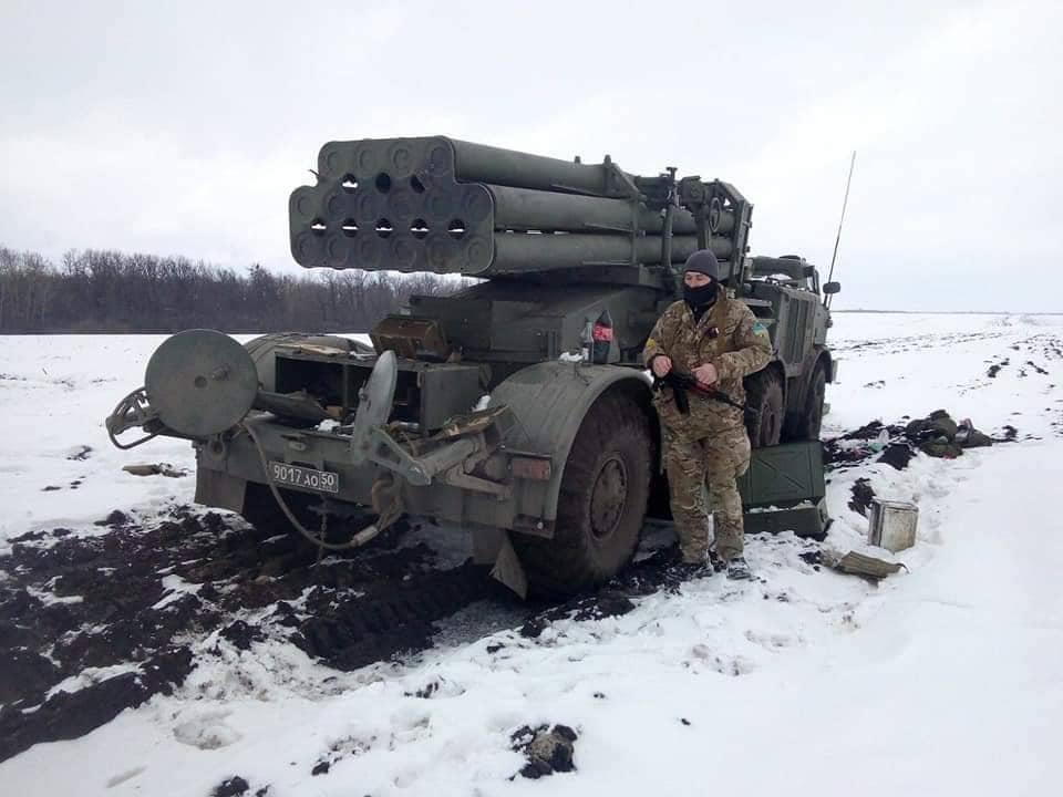 Генштаб повідомляє: Україна тримає оборону, ворог активізує авіацію і тактику терору