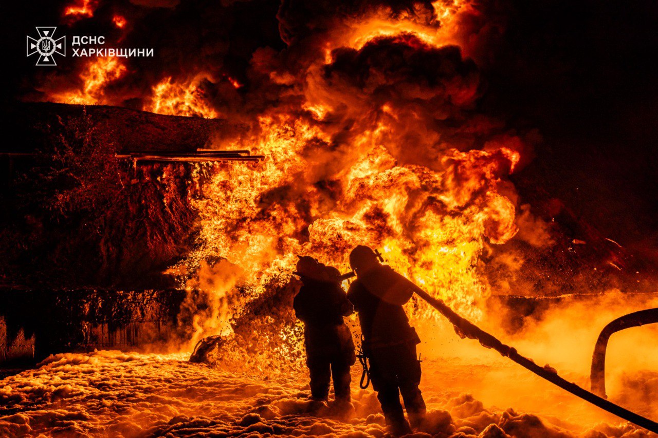 Росіяни атакували Чугуїв на Харківщині: серед постраждалих діти (ФОТО наслідків)