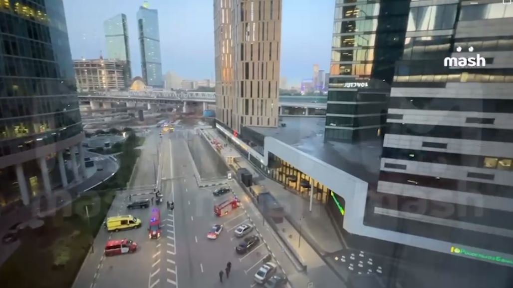 У Росії заявили про атаку безпілотників на Москву і кораблі у Чорному морі