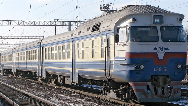 На Львівщині частково змінять розклад руху кількох приміських поїздів