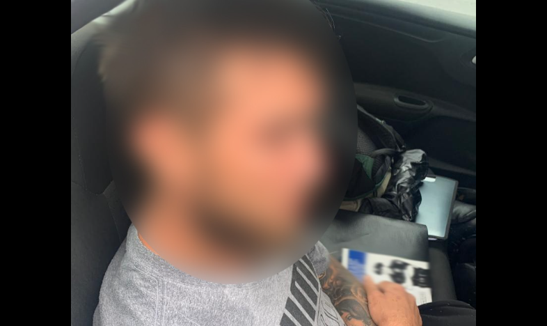 Біля Львова чоловік викрав автомобіль, щоб дістатись додому