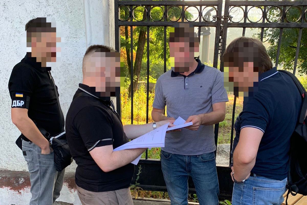 "Служили" у ТрО. Трьом київським депутатам вручили підозри як ухилянтам