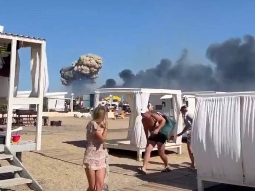 Які заправки? В*бали укропи ракетами. Окупанти про новини з Криму