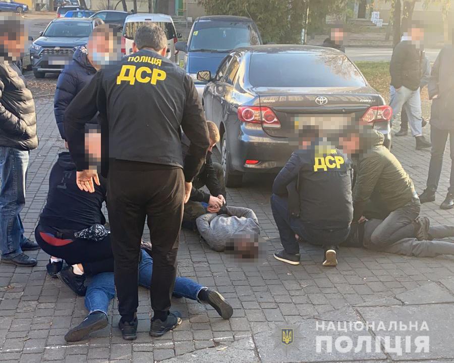 Остання «справа» банди на Левандівці. У Львові затримали групу серійних квартирних крадіїв