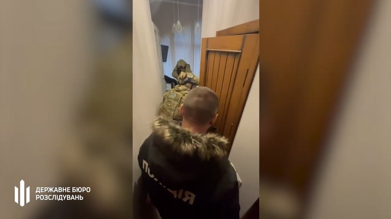 На Черкащині начальник колонії  прогнувся під "блатних" і отримав підозру від ДБР і ДСР