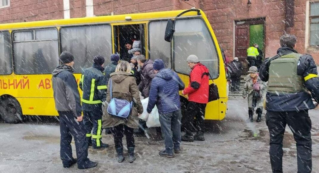 Сьогодні заплановані 19 гумкоридорів та визволення цивільних із полону