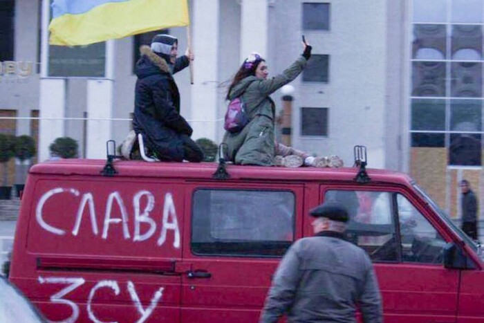 Херсон - вдома. В Офісі президента показали вулиці визволеного міста