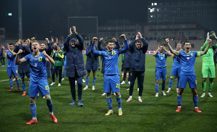 Українські футболісти потрапили до символічної збірної й оновили сумнівний рекорд