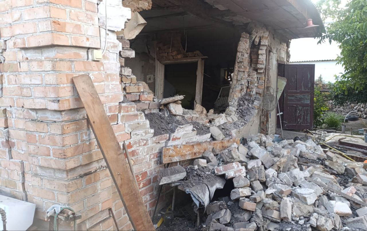 Ранковий удар РФ по Дніпру: Влада повідомила про наслідки
