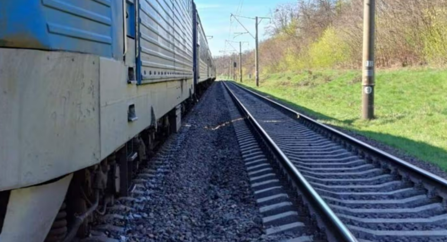 У Львівському районі під потяг потрапив 37-річний чоловік