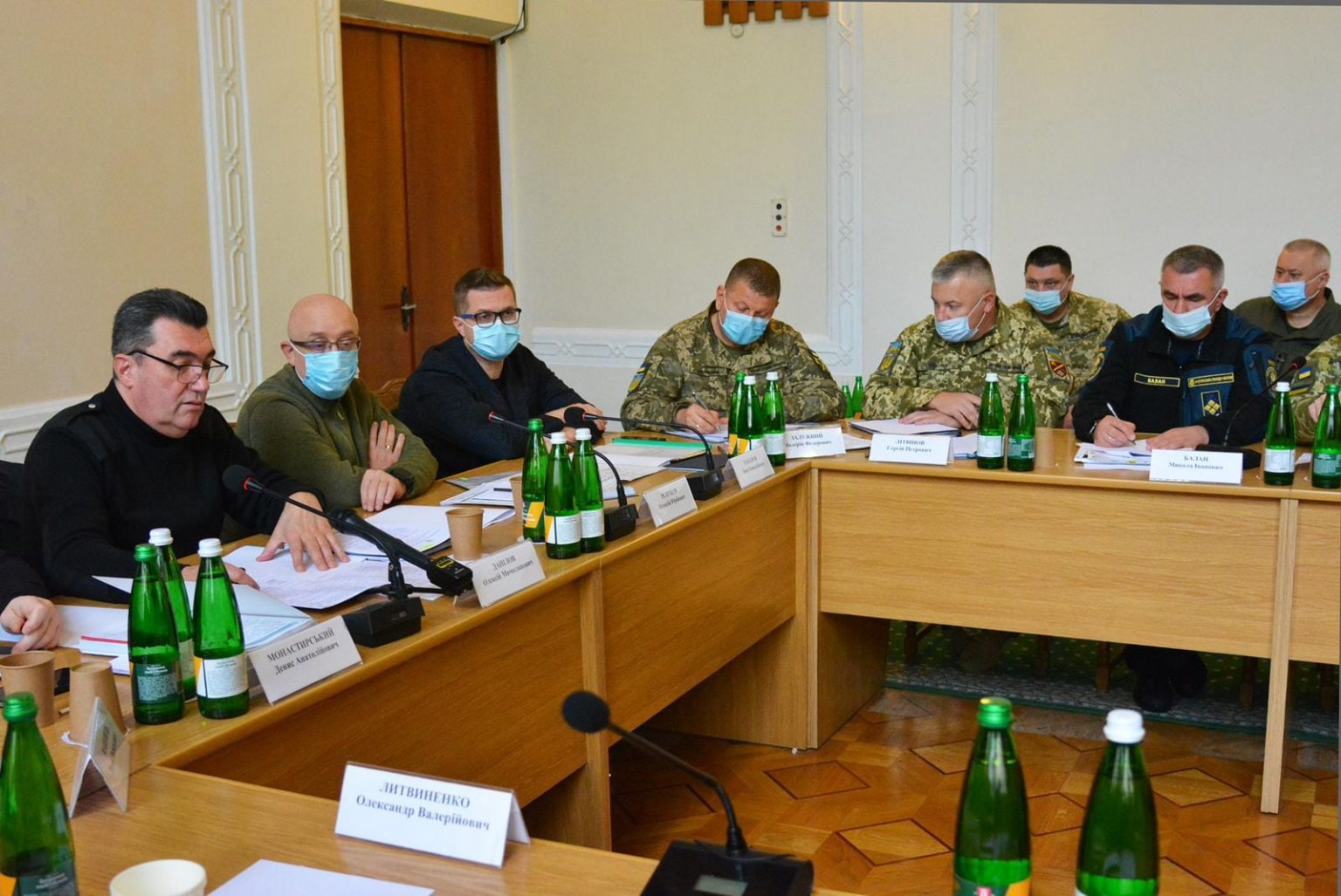 Надзвичайний стан у прикордонних областях, будівництво огорож. Результати наради із захисту держкордону