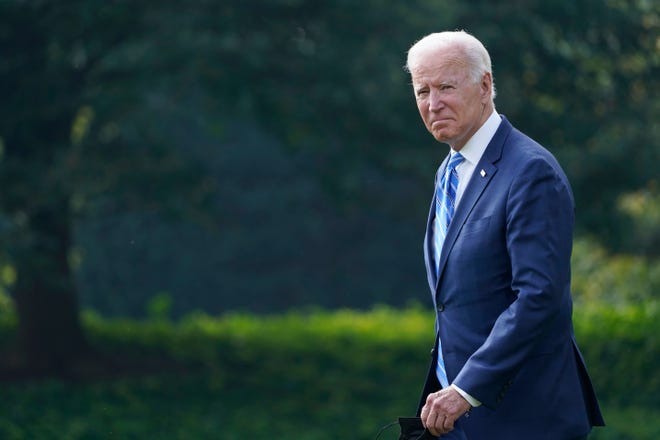 У США зафіксували рекордне падіння рейтингу президента Байдена