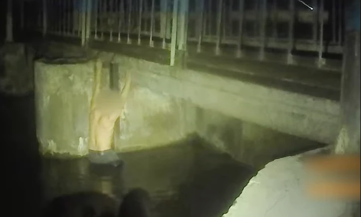 На Рівненщині поліцейські врятували чоловіка від самогубства (відео)