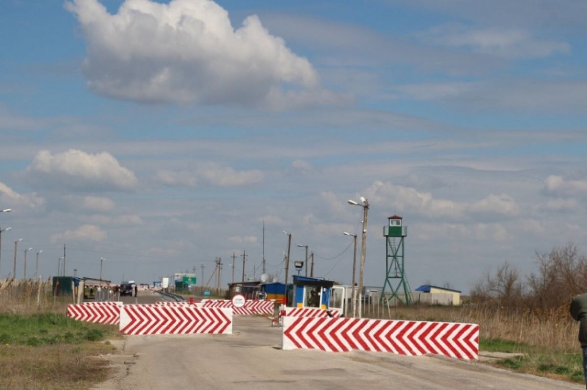 Окупанти вдали з себе переселенців і напали на блокпост