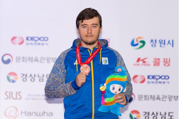 Золото та дві бронзи: Коростильов здобув три медалі на чемпіонаті світу зі стрільби
