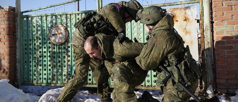 Російських солдатів-бунтарів проти війни, відправляють у найгарячіші точки, щоби швидше загинули