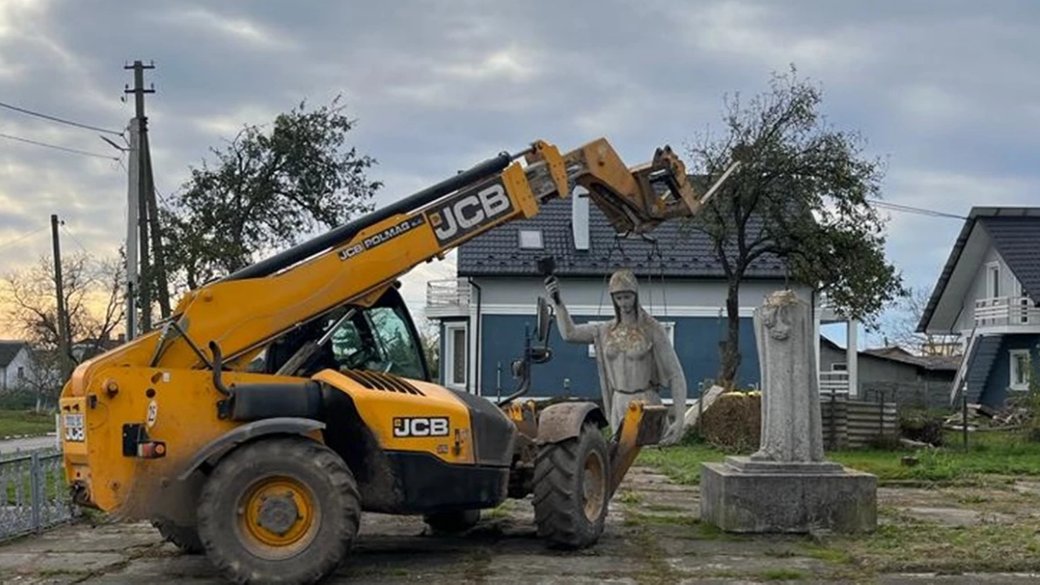 У двох районах Львівщини повністю позбулися пам’яток комуністичного режиму