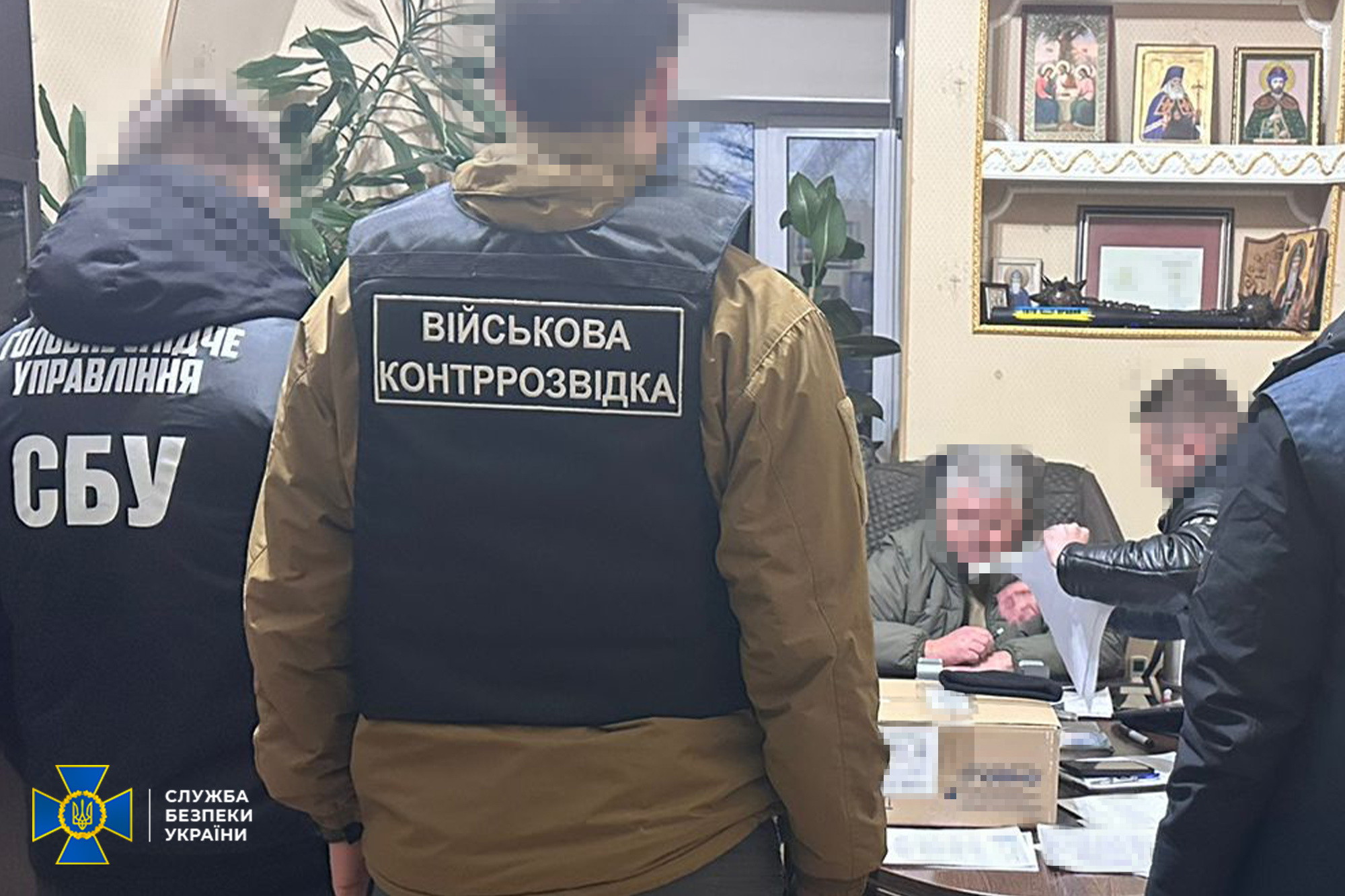 Під час війни розбагатів на понад $1 млн: СБУ затримала головного психіатра ЗСУ (фото)